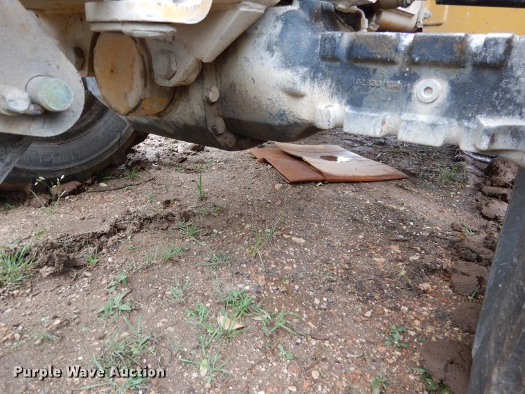 image for item DF2628 2005 Vermeer V120 rock saw