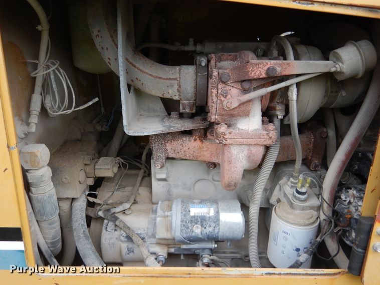 image for item DF2628 2005 Vermeer V120 rock saw