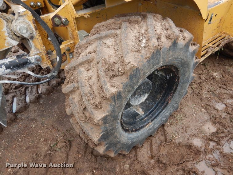 image for item DF2628 2005 Vermeer V120 rock saw