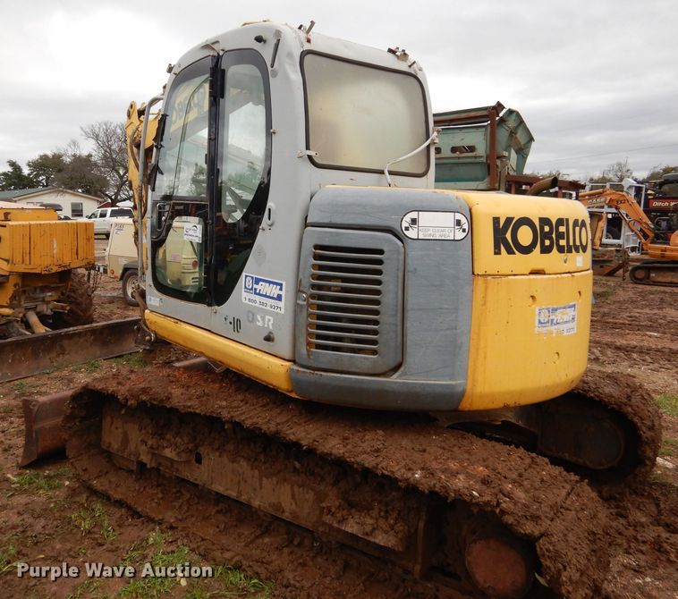 image for item DF2629 2006 Kobelco SK70SR-1L mini excavator