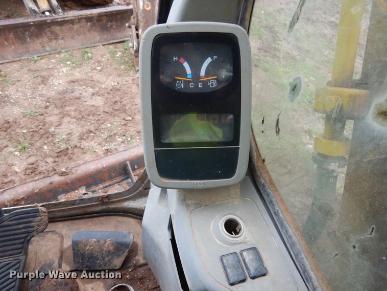 image for item DF2629 2006 Kobelco SK70SR-1L mini excavator