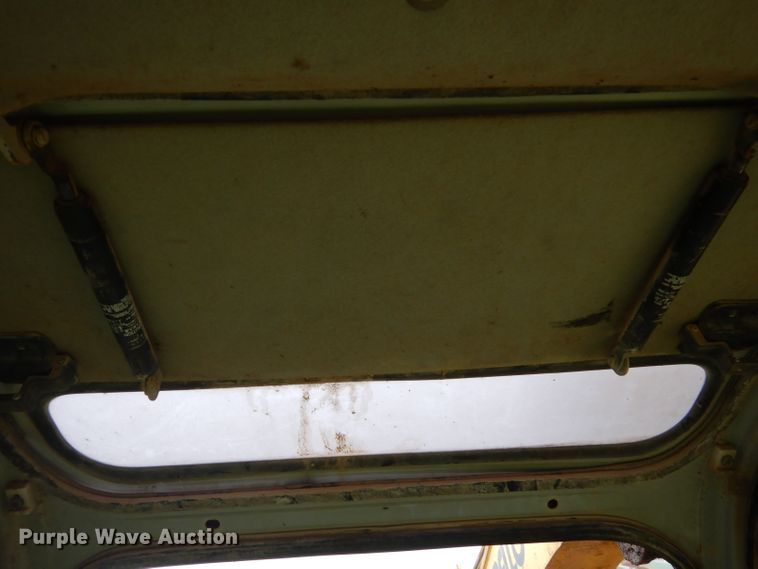 image for item DF2629 2006 Kobelco SK70SR-1L mini excavator