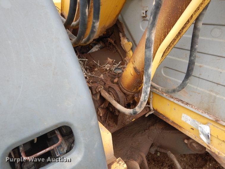 image for item DF2629 2006 Kobelco SK70SR-1L mini excavator