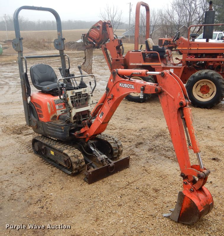 image for item DF3000 Kubota K008-3 mini excavator