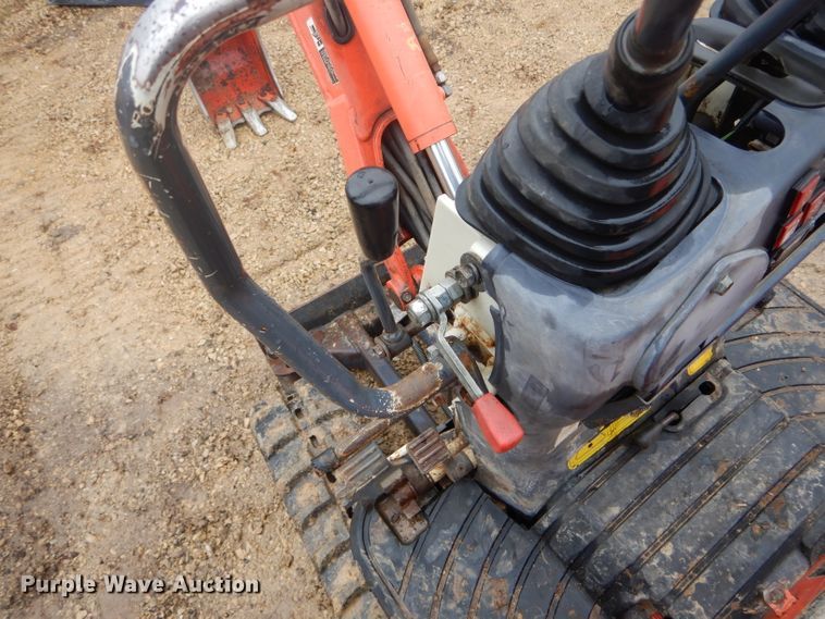 image for item DF3000 Kubota K008-3 mini excavator