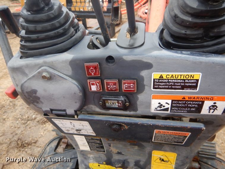 image for item DF3000 Kubota K008-3 mini excavator