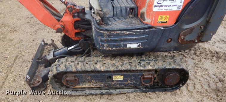 image for item DF3000 Kubota K008-3 mini excavator