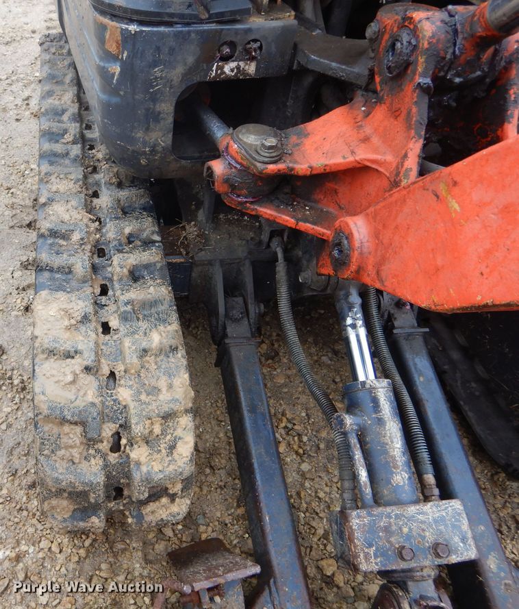 image for item DF3000 Kubota K008-3 mini excavator