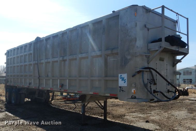 image for item DF3004 1981 East end dump trailer