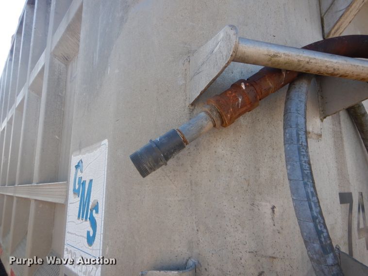 image for item DF3004 1981 East end dump trailer