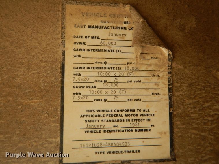 image for item DF3004 1981 East end dump trailer