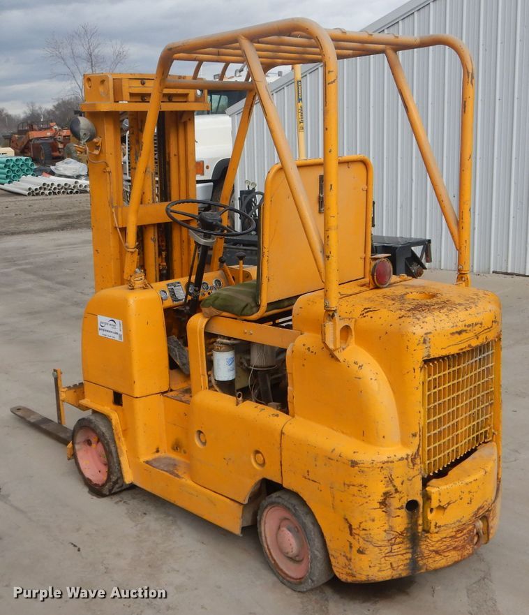 image for item DF3007 US Army F40PS forklift