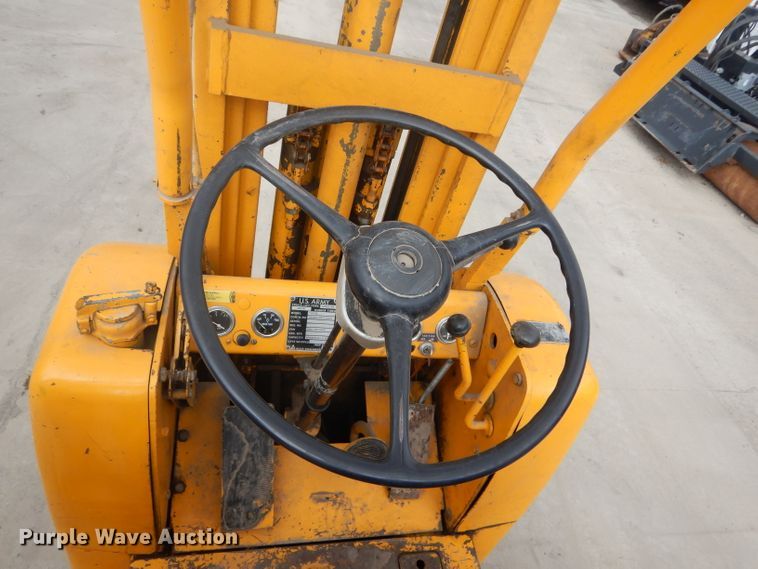 image for item DF3007 US Army F40PS forklift