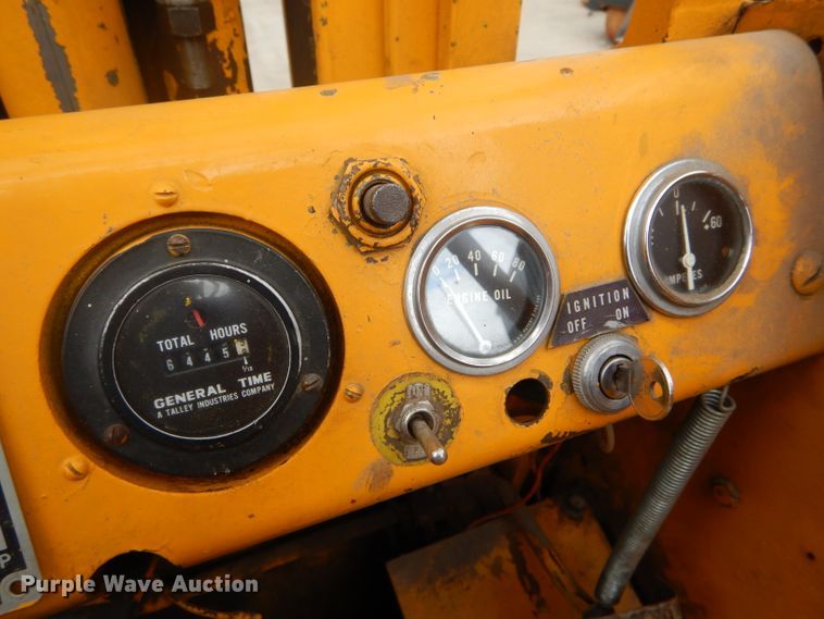 image for item DF3007 US Army F40PS forklift