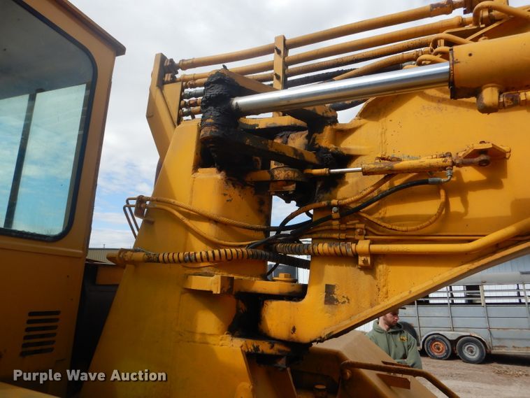 image for item DF3008 1977 John Deere 762 elevating scraper