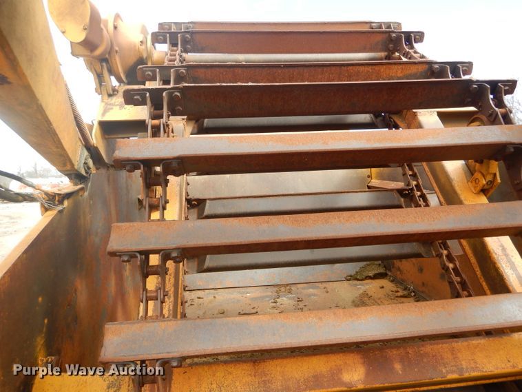 image for item DF3008 1977 John Deere 762 elevating scraper