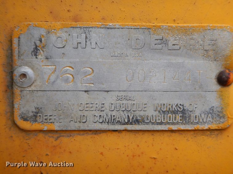 image for item DF3008 1977 John Deere 762 elevating scraper