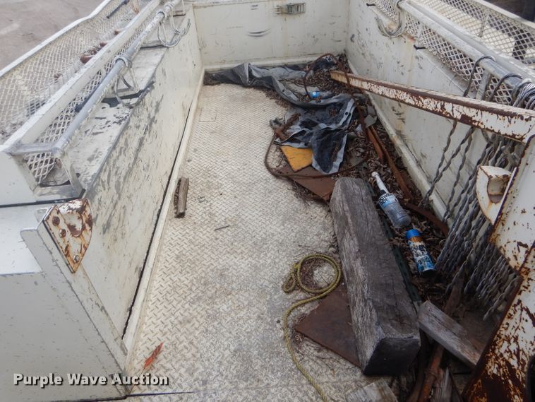 image for item DF3009 1988 Pierce digger derrick truck