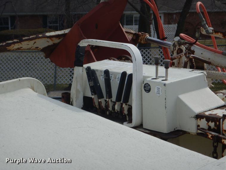 image for item DF3009 1988 Pierce digger derrick truck