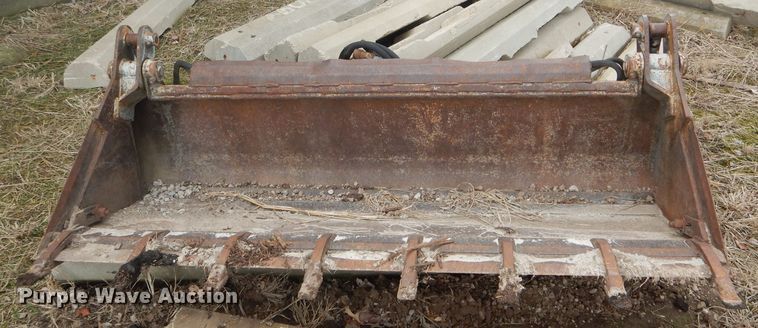 image for item DF3010 72"W four-in-one skid steer bucket