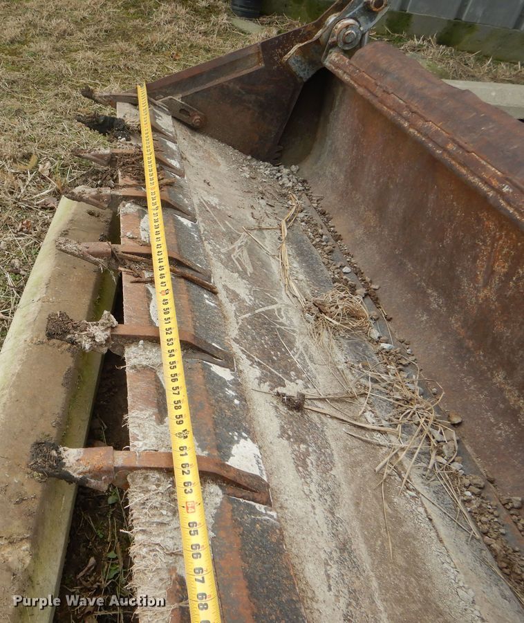 image for item DF3010 72"W four-in-one skid steer bucket