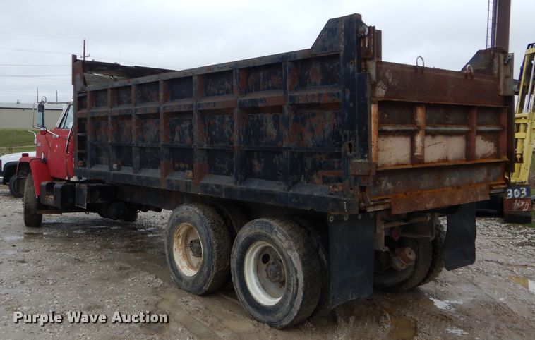 image for item DF3027 1984 GMC Brigadier dump truck