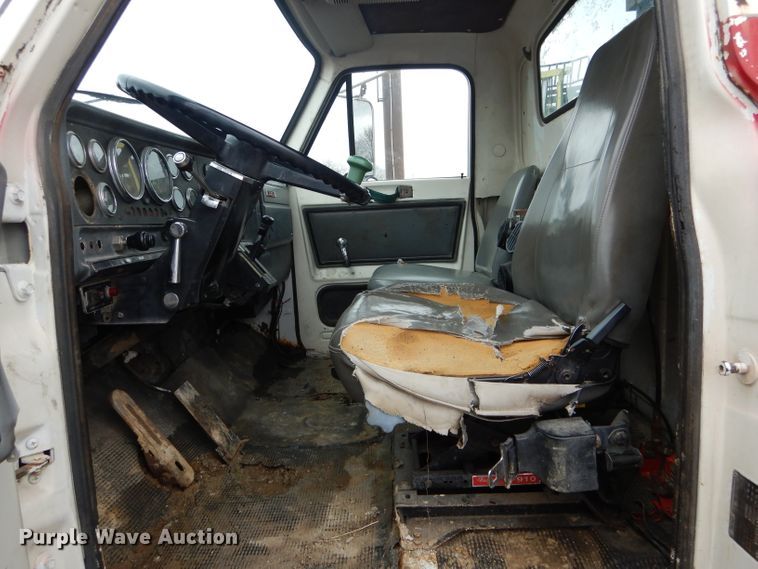 image for item DF3027 1984 GMC Brigadier dump truck