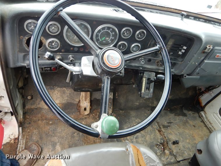 image for item DF3027 1984 GMC Brigadier dump truck