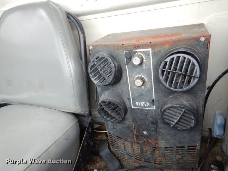 image for item DF3027 1984 GMC Brigadier dump truck