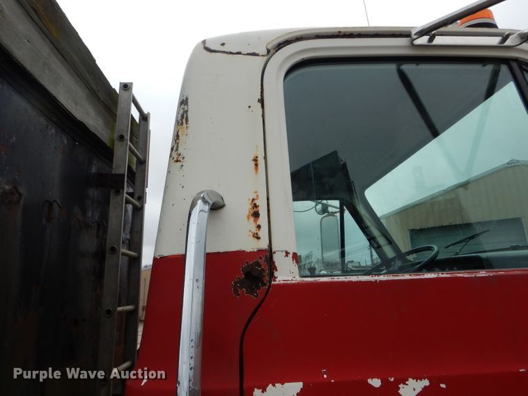 image for item DF3027 1984 GMC Brigadier dump truck