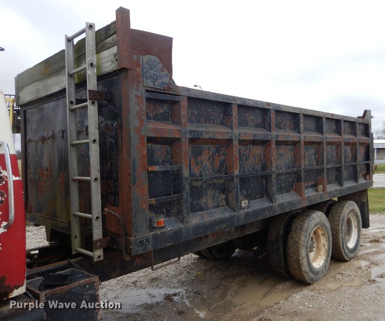 image for item DF3027 1984 GMC Brigadier dump truck