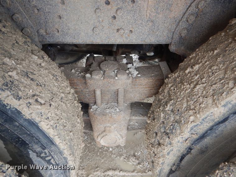 image for item DF3027 1984 GMC Brigadier dump truck