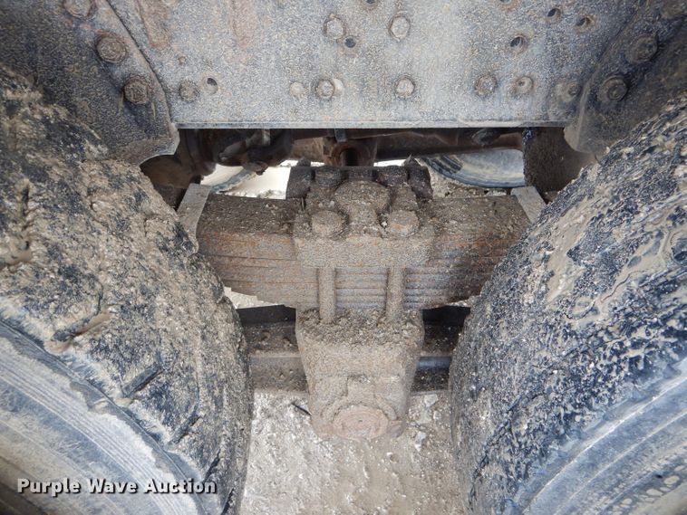 image for item DF3027 1984 GMC Brigadier dump truck