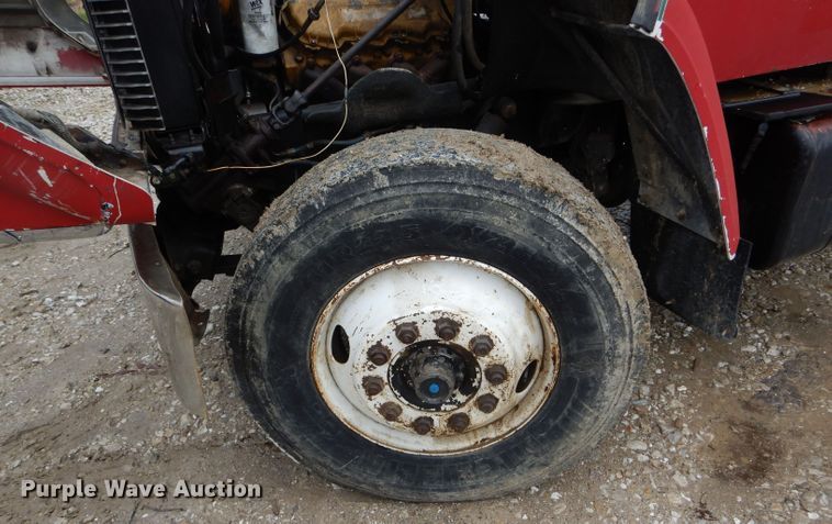 image for item DF3027 1984 GMC Brigadier dump truck