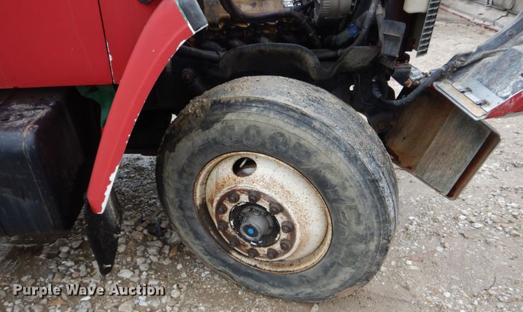 image for item DF3027 1984 GMC Brigadier dump truck