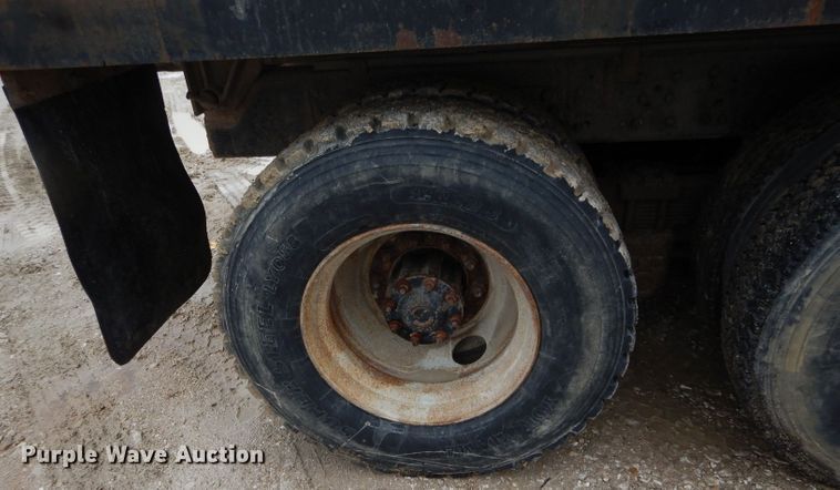 image for item DF3027 1984 GMC Brigadier dump truck