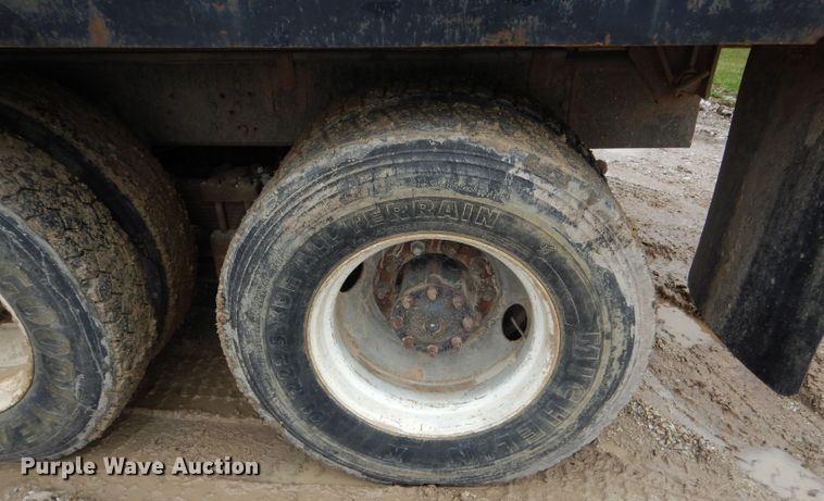 image for item DF3027 1984 GMC Brigadier dump truck