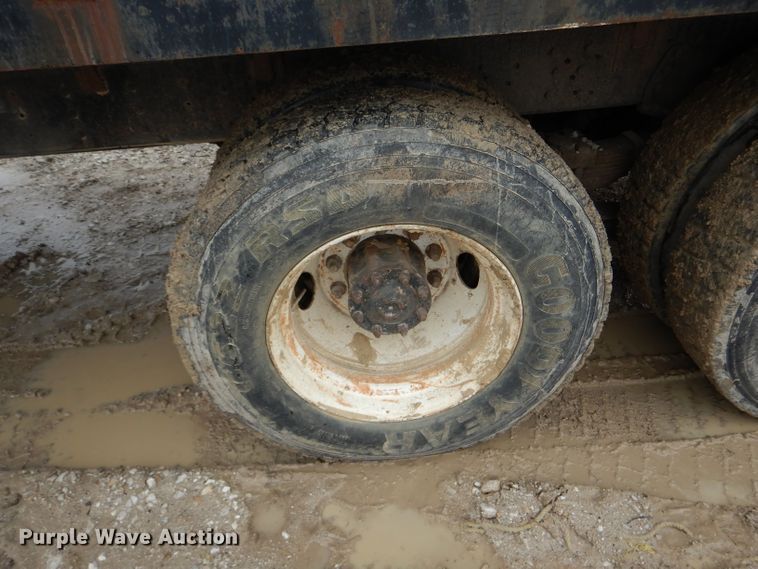 image for item DF3027 1984 GMC Brigadier dump truck