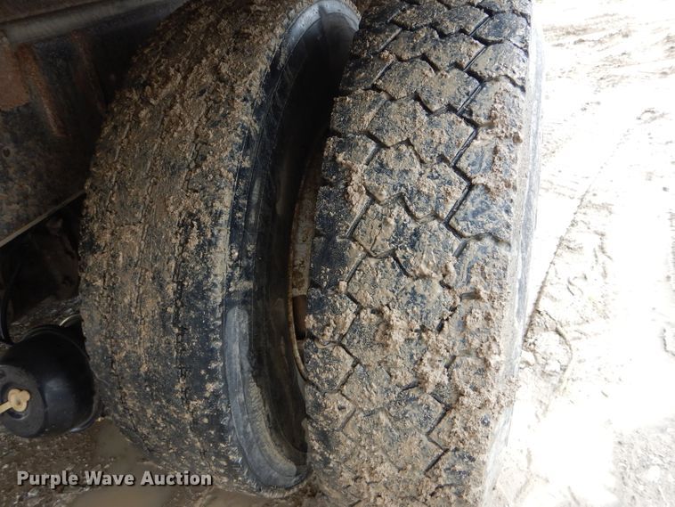 image for item DF3027 1984 GMC Brigadier dump truck