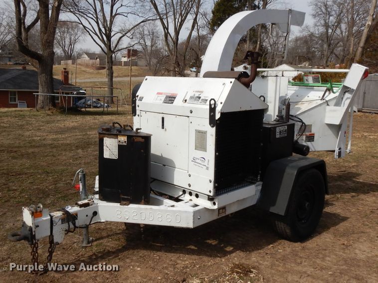 image for item DF5942 2008 Altec DC-1217-CFD wood chipper