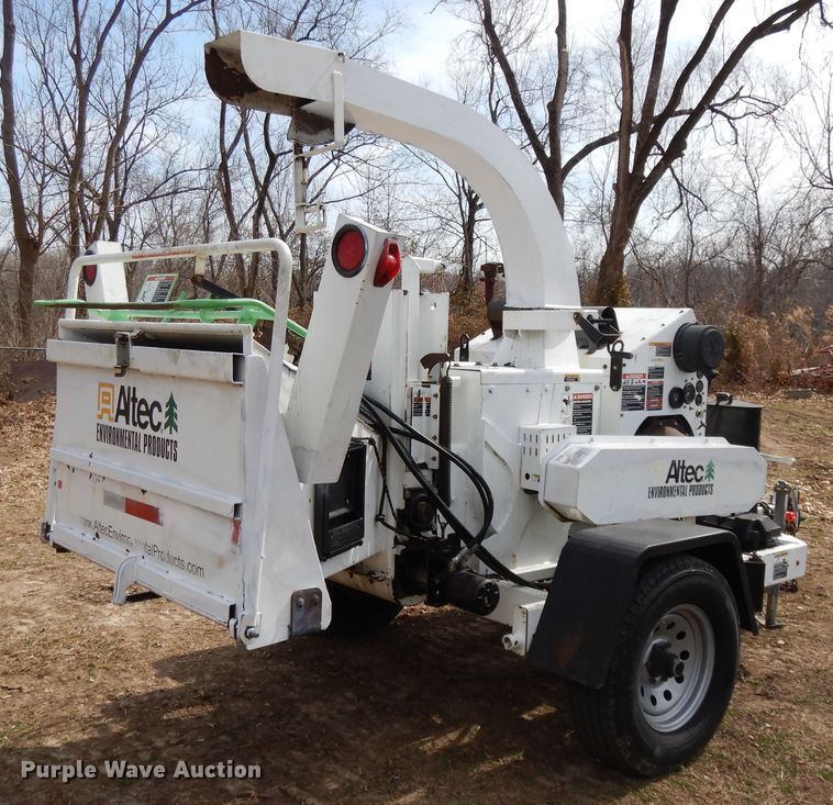 image for item DF5942 2008 Altec DC-1217-CFD wood chipper