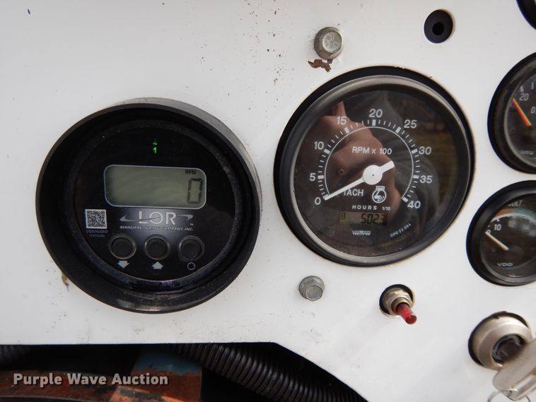 image for item DF5942 2008 Altec DC-1217-CFD wood chipper