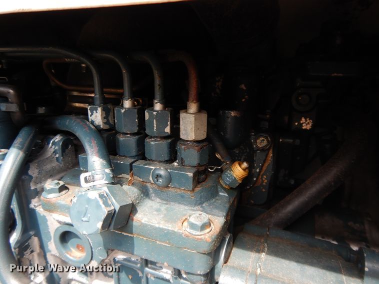 image for item DF5942 2008 Altec DC-1217-CFD wood chipper