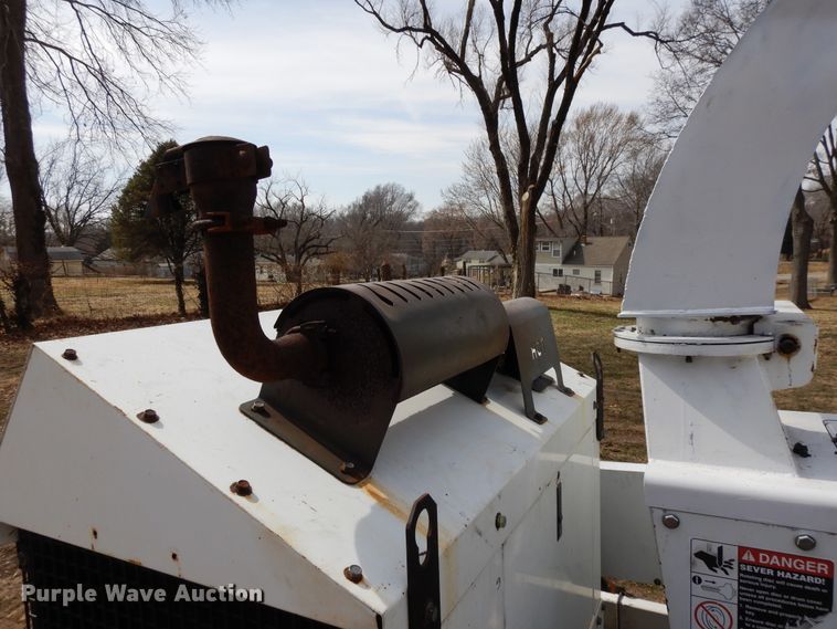 image for item DF5942 2008 Altec DC-1217-CFD wood chipper