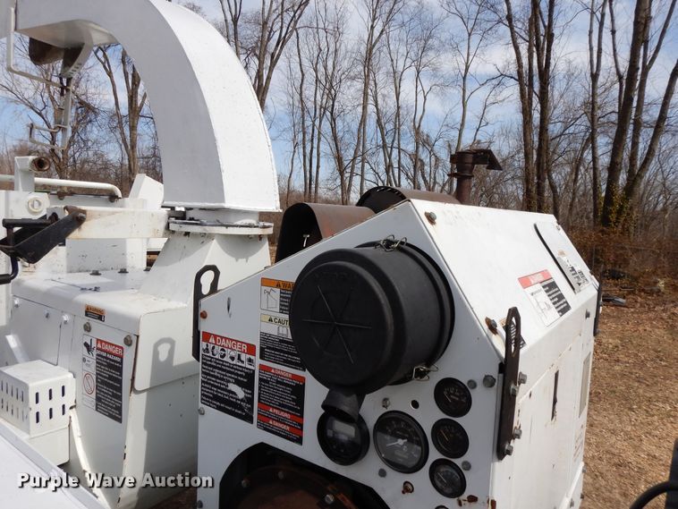image for item DF5942 2008 Altec DC-1217-CFD wood chipper