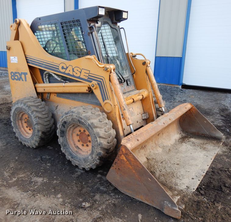 image for item DF6660 1998 Case 85XT  skid steer loader