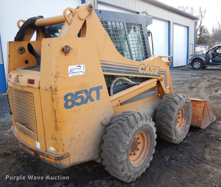 image for item DF6660 1998 Case 85XT  skid steer loader