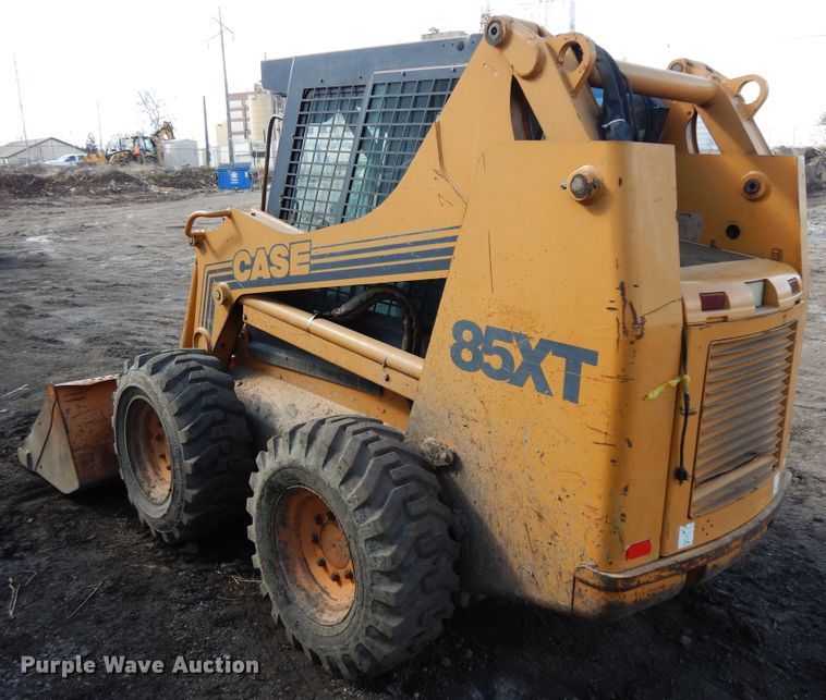image for item DF6660 1998 Case 85XT  skid steer loader