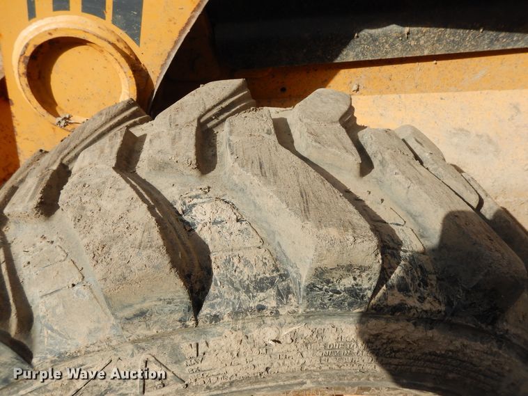 image for item DF6660 1998 Case 85XT  skid steer loader