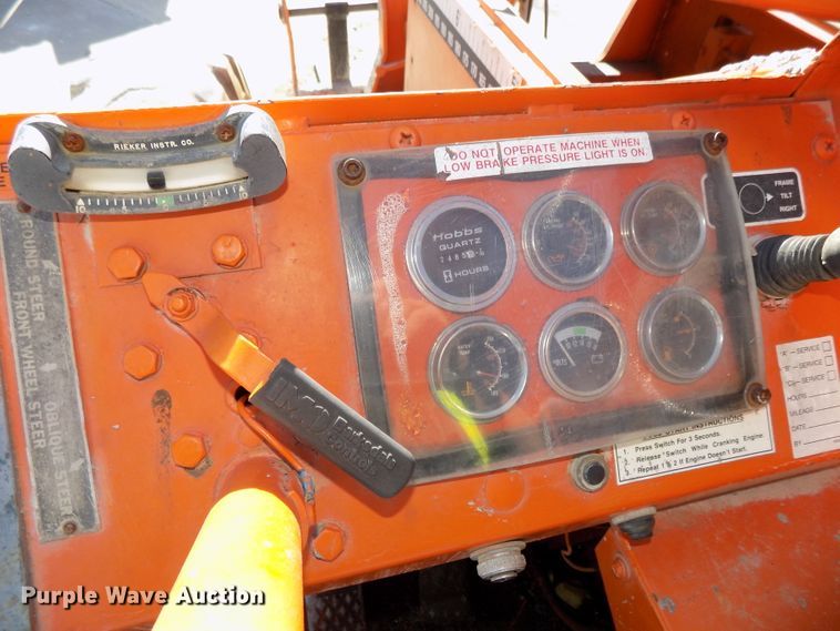 image for item DG2534 Lull 844B Highlander telehandler